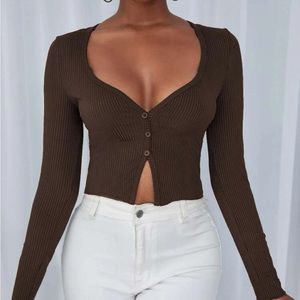 Ribbed knit front button crop top